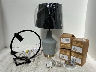 QTY OF ASSORTED HOUSEHOLD ITEMS TO INCLUDE BETONG TABLE LAMP IN BLACK: LOCATION - C6