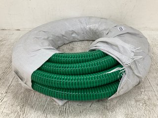 ANCHOR SUCTION HOSE IN GREEN: LOCATION - D3