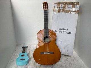 3 X ASSORTED MUSIC ITEMS TO INCLUDE YAMAHA ACOUSTIC GUITAR: LOCATION - D9