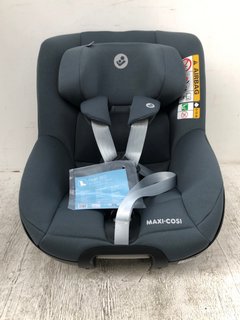 MAXI COSI PEARL 360 GROUP 0+/1/2 CAR SEAT IN GREY - RRP £259.99: LOCATION - D13