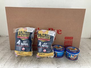 QTY OF ASSORTED PET ITEMS TO INCLUDE KING BRITISH GOLDFISH FOOD FLAKES: LOCATION - WA7