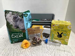 QTY OF ASSORTED PET ITEMS TO INCLUDE 3KG BAG OF JUNIOR AND DWARF RABBIT NUGGETS WITH MINT - BBE 10.05.2025: LOCATION - A1
