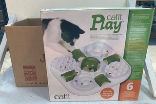 CAT-IT TREAT PUZZLE TO INCLUDE PAWHUT CAT SCRATCHING TOWER IN GREY: LOCATION - B2