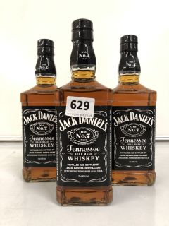 3 X JACK DANIELS TENNESSEE SOUR MASH WHISKEY 70CL ABV 40% (PLEASE NOTE: 18+YEARS ONLY. STRICTLY NO COURIER REQUESTS. COLLECTIONS MONDAY 22ND - FRIDAY 26TH APRIL 2024 ONLY)