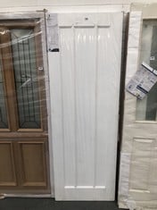 2 X ASSORTED DOORS TO INCLUDE XL JOINERY WHITE PRIMED WORCESTER INTERIOR DOOR APPROX 1981 X 686MM - MODEL NO. WPWOR27 (COLLECTION OR OPTIONAL DELIVERY) (KERBSIDE PALLET DELIVERY)