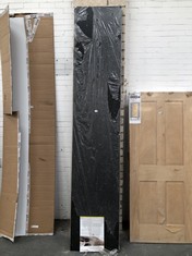APPROX 3000 X 600MM WORKTOP IN BLACK / GREY (COLLECTION OR OPTIONAL DELIVERY) (KERBSIDE PALLET DELIVERY)