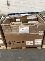 PALLET OF ASSORTED ITEMS TO INCLUDE ADVANCED FITTING KIT - ITEM NO. R010 (COLLECTION OR OPTIONAL DELIVERY) (KERBSIDE PALLET DELIVERY)