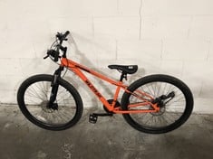 WILDTRAK STEEL MOUNTAIN BIKE IN ORANGE - MODEL NO. WT037 - RRP £222.96 (COLLECTION OR OPTIONAL DELIVERY)