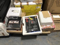 APPROX 9 X ASSORTED ITEMS TO INCLUDE PRESTO BY TOWER 12'' DESK FAN (COLLECTION OR OPTIONAL DELIVERY)