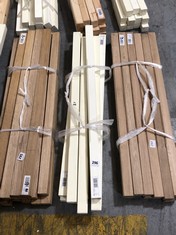 APPROX 12 X CREAM PAINTED WOODEN SPINDLES - MODEL NO. SC090/41W (COLLECTION OR OPTIONAL DELIVERY)