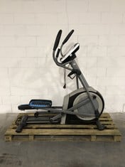 NORDICTRACK COMMERCIAL 14.9 ELLIPTICAL MACHINE - RRP £999 (COLLECTION OR OPTIONAL DELIVERY)