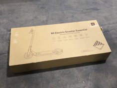 XIAOMI MI ELECTRIC SCOOTER ESSENTIAL - RRP £229.89 (COLLECTION ONLY)