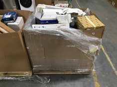 PALLET OF ASSORTED ITEMS TO INCLUDE SCHAEFFLER TIMING BELT KIT AND WATER PUMP (COLLECTION OR OPTIONAL DELIVERY)