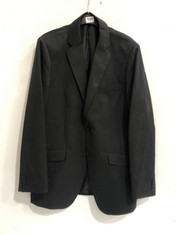 6 X ASSORTED CLOTHES TO INCLUDE JOHN LEWIS 6TH FORM JACKET IN CHARCOAL - SIZE 40 (DELIVERY ONLY)