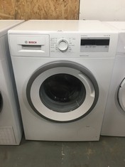 BOSCH SERIES 4 FREESTANDING WASHING MACHINE IN WHITE - MODEL NO. MODEL NO-WAN28080GB/24 RRP £449 (COLLECTION OR OPTIONAL DELIVERY)