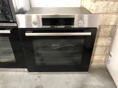 BOSCH SERIES 4 BUILT IN ELECTRIC SINGLE OVEN IN STAINLESS STEEL MODEL NO-HBS573B/0B RRP- £529 (COLLECTION OR OPTIONAL DELIVERY)