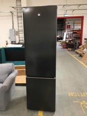 SAMSUNG MODEL NO-RB38C605DB1 CLASSIC FREESTANDING FRIDGE FREEZER BLACK RRP- £799 (COLLECTION OR OPTIONAL DELIVERY)