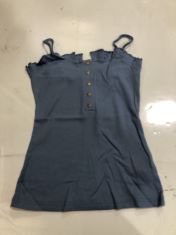 36 X WOMEN’S SUMMER SPAGHETTI STRAP TOP IN BLUE ASSORTED SIZES TO INCLUDE SIZE SMALL . (DELIVERY ONLY)