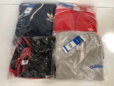 4 X ADIDAS ASSORTED CLOTHING TO INCLUDE ADIDAS ORIGINAL T-SHIRT IN GREY SIZE M (DELIVERY ONLY)
