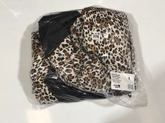 WHITE WATER HARD SHELL ROBE ANIMAL PRINT SIZE SM RRP- £139 (DELIVERY ONLY)