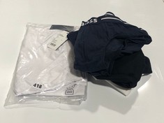 5 X ASSORTED BOSS CLOTHING TO INCLUDE WHITE T-SHIRT SIZE LG (DELIVERY ONLY)