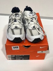 2 X ASSORTED TRAINERS TO INCLUDE NEW BALANCE WHITE/SILVER SIZE 4 (DELIVERY ONLY)