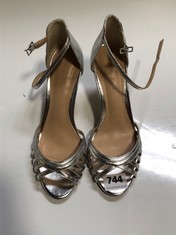 PHASE EIGHT LEATHER STRAPPY HEELED SANDALS SILVER SIZE 5 RRP- £100 (DELIVERY ONLY)