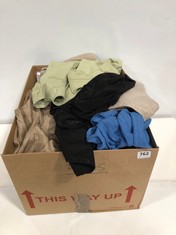 BOX OF ASSORTED ADULTS CLOTHING TO INCLUDE WOMEN'S SPORTS LONG SLEEVE TOP - SAGE SIZE M (DELIVERY ONLY)
