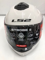 LS2 HELMETS FF908 MOTORCYCLE HELMET IN GLOSS WHITE SIZE XL (DELIVERY ONLY)