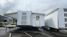 MEDICAL EXHIBITION TRAILER WABCO ADCLIFFE DRAWDEAL TYPE AST0838T3A TRI AXLE   REG/ID  C264933 *PLEASE NOTE LOT PHOTOS DEMONSTRATE PARTIALLY SET UP ONLY. TRAINED OPERTAIVE REQUIRED FOR FULL DISPLAY