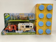 2 X CHILDREN'S TOYS OF DIFFERENT BRANDS INCLUDING LEGO - LOCATION 44A.