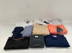 10 X TOMMY HILFIGER CLOTHING DIFFERENT SIZES AND MODELS INCLUDING WHITE STAINED SHIRT XXL- LOCATION 51B.