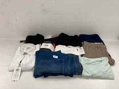 10 X JACK AND JONES CLOTHING DIFFERENT SIZES AND MODELS INCLUDING WHITE SHIRT SIZE S -LOCATION 52B.