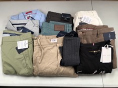 10 X TOMMY HILFIGER AND HACKETT GARMENTS VARIOUS STYLES AND SIZES INCLUDING SOCKS - LOCATION 36B.