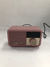 ROBERTS RADIO REVIVAL PETITE - COMPACT PORTABLE RADIO WITH DAB-FM, BLUETOOTH, 20 HOURS BATTERY LIFE, AUX-IN, PASSIVE RADIATOR, STREAMING, DARK PINK - LOCATION 46A.
