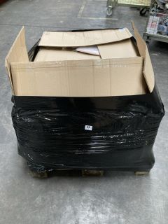 1 X PALLET OF ASSORTED GOODS TO INCLUDE TABLE COVERS & CHOPPING BOARDS