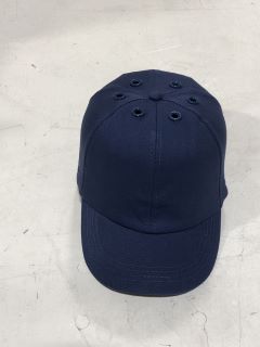 A PALLET OF NAVY BLUE DENIM  HARD HAT BASEBALL CAPS  APPROX RRP £450
