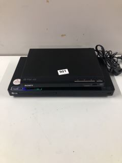 2 X ASSORTED DVD PLAYERS INC. LG
