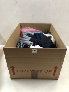BOX OF CHILDRENS CLOTHES