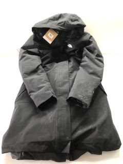 THE NORTH FACE 2 IN 1 JACKET SIZE: M