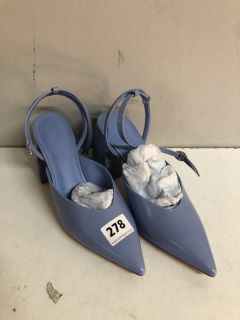 CHARLES & KEITH HEELED SHOES SIZE:39