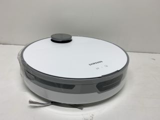 SAMSUNG JET BOT ROBOTIC VACUUM CLEANER WITH ACCESSORIES RRP: £369