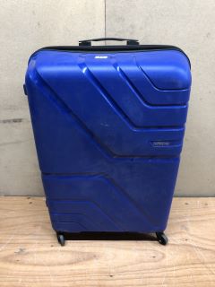 AMERICAN TOURISTER SUITCASE