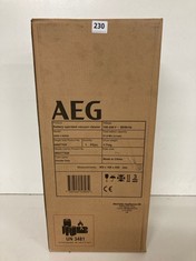 AEG CORDLESS VACUUM CLEANER MODEL: QX6-1-42GG (IN PACKAGING)