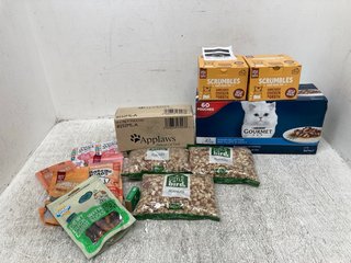 QTY OF PET FOOD TO INCLUDE PURINA GOURMET 60 POUCHES AND BARKING HEADS POACHED SALMON DOG FOOD - B.B.D: 26.09.2026: LOCATION - H16