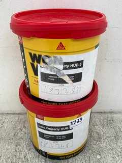 2 X TUBS OF WONDER WIPES: LOCATION - E1