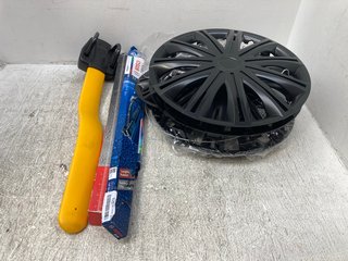 QTY OF ASSORTED CAR CARE ITEMS TO INCLUDE VERSACO 14'' WHEEL COVERS: LOCATION - H3