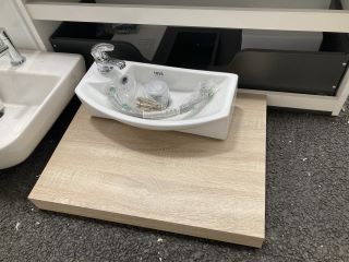 (COLLECTION ONLY) 600 X 460MM FLOATING SHELF IN OAK WITH 1TH CERAMIC BASIN COMPLETE WITH MONO BASIN MIXER TAP & CHROME SPRUNG WASTE: LOCATION - A1