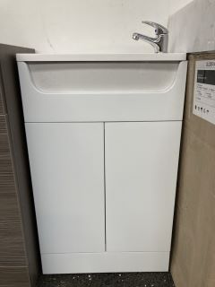 FLOOR STANDING 2 DOOR CLOSET SINK UNIT IN WHITE WITH 505 X 250MM SIDE TAP HOLE POLYMARBLE BASIN COMPLETE WITH MONO BASIN MIXER TAP & CHROME SPRUNG WASTE - RRP £645: LOCATION - A5