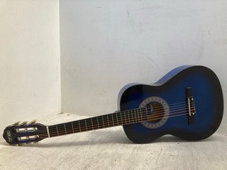 CLASSICAL 3RD AVENUE GUITAR IN IN BLUEBURST WITH CARRY CASE - SIZE 3/4: LOCATION - C9